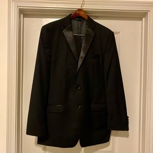 Ralph Lauren Tuxedo (42L)